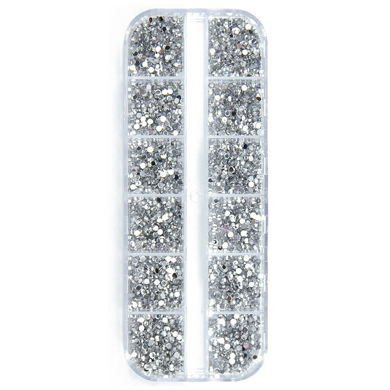 Rhinestones (strass) i flera snygga färger (3 000 st/förp)