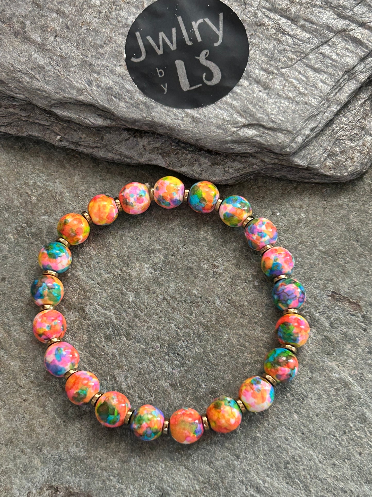 Handgjorda armband med färgad turkos & hematit – Jwlry by LS