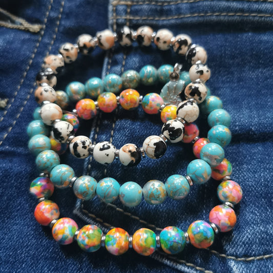Handgjorda armband med färgad turkos & hematit – Jwlry by LS