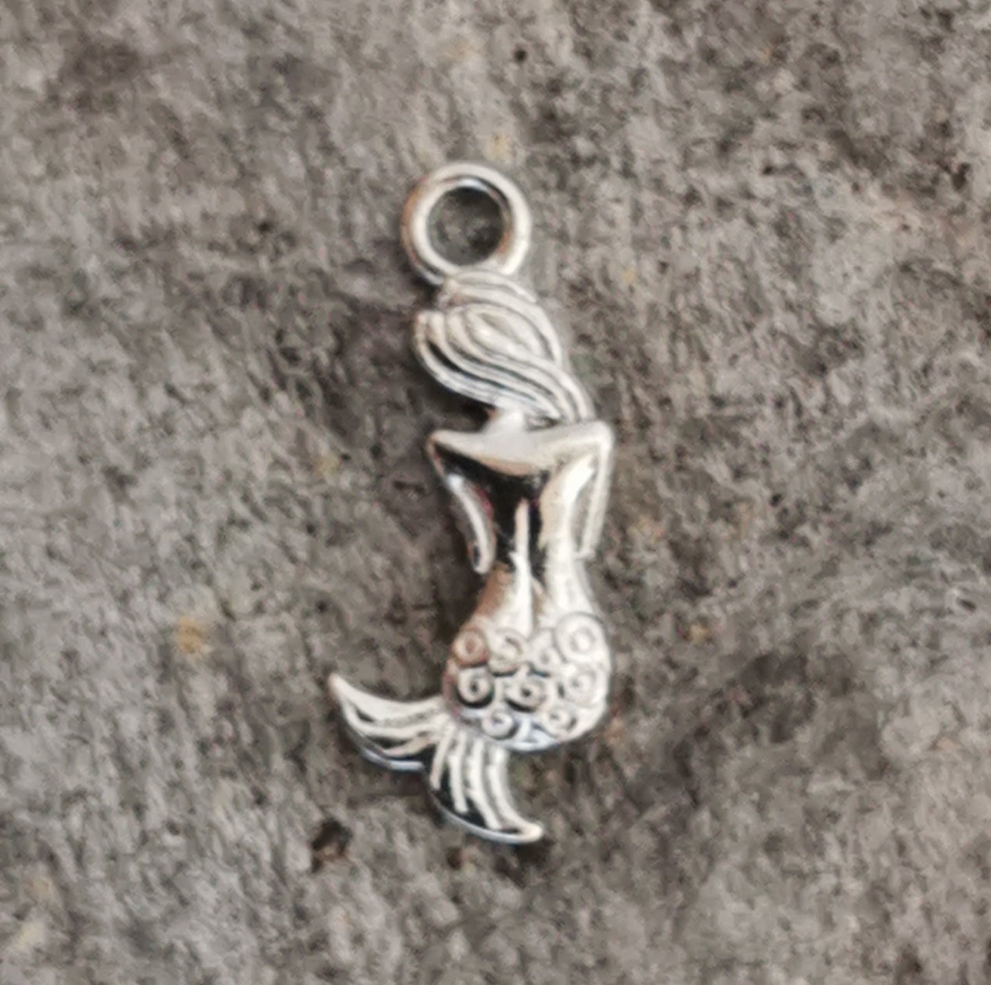 Hängen till örhängen