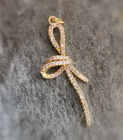 Hängen till örhängen