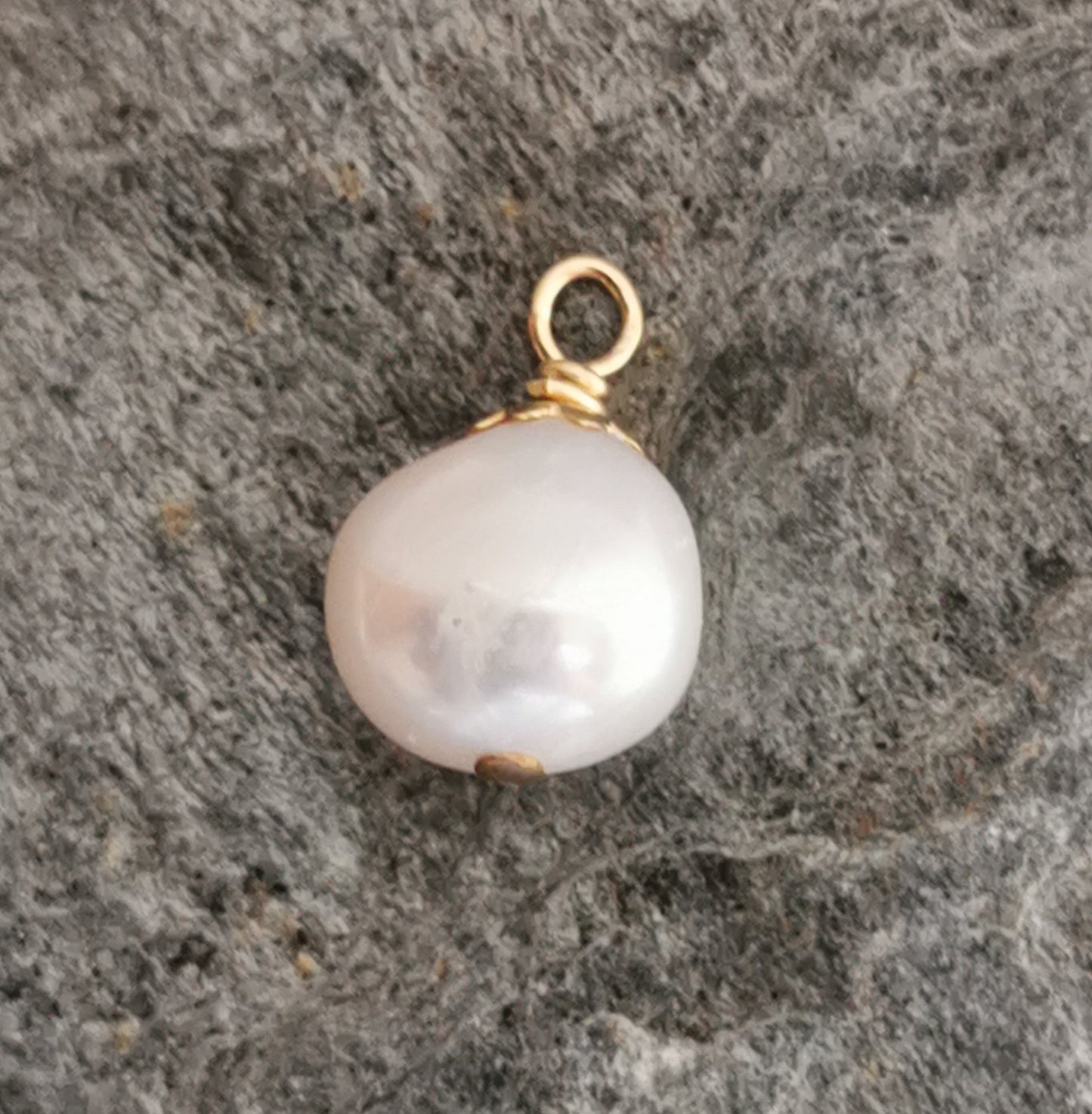 Hängen till örhängen