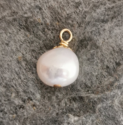 Hängen till örhängen