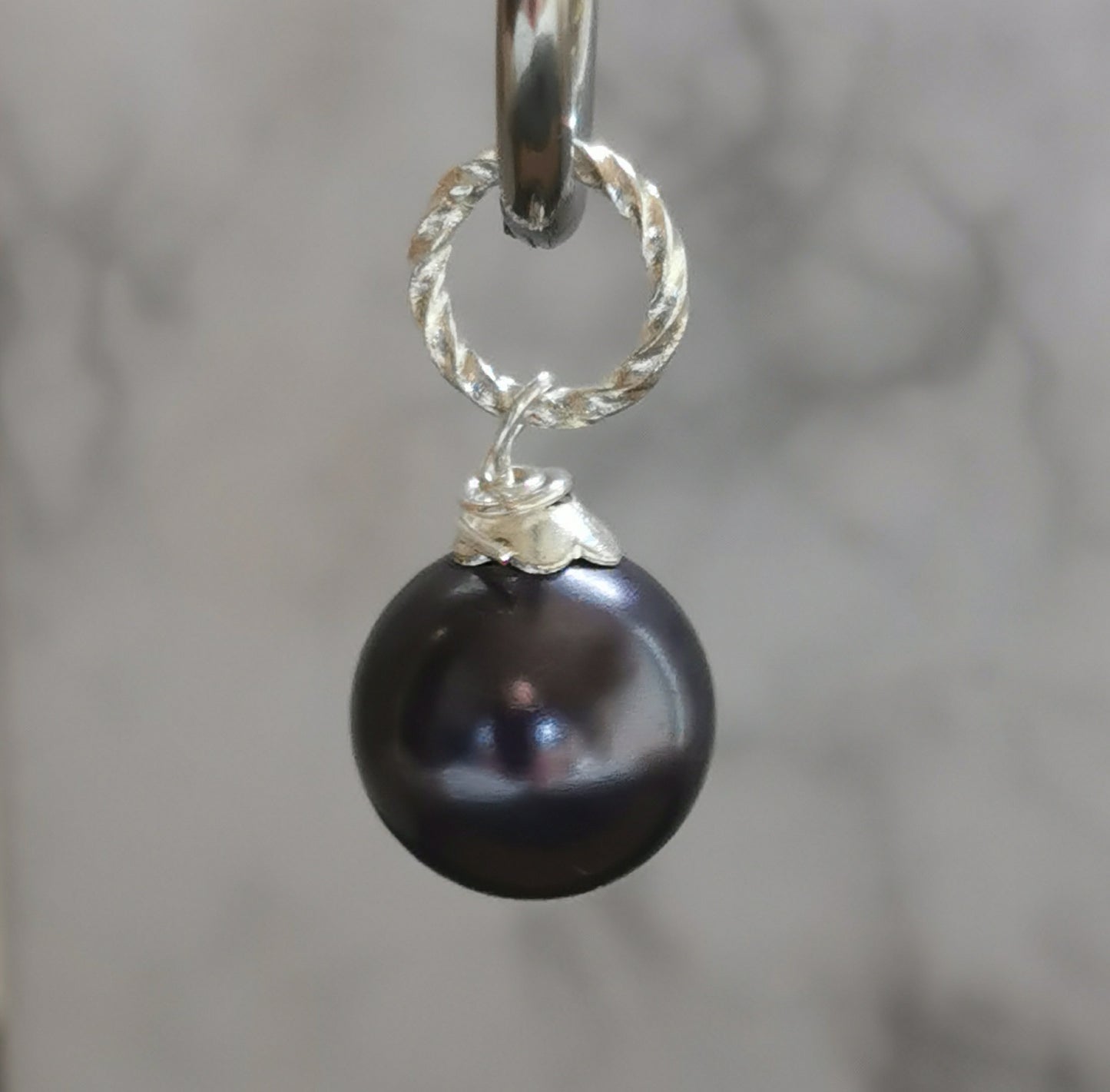 Hängen till örhängen