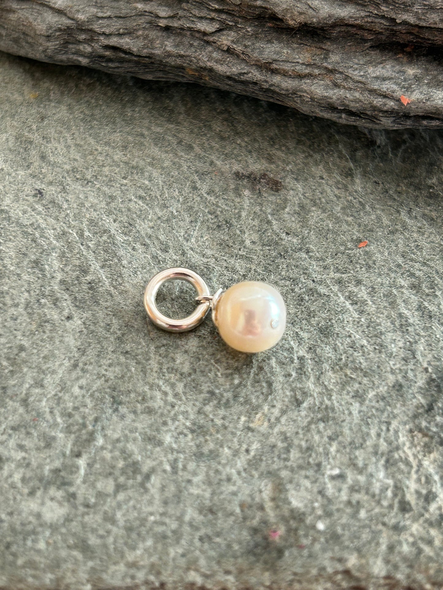 Hängen till örhängen