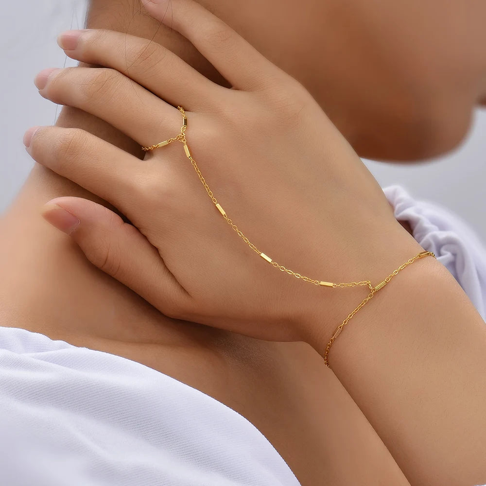 Tunn kedja med ring och armband