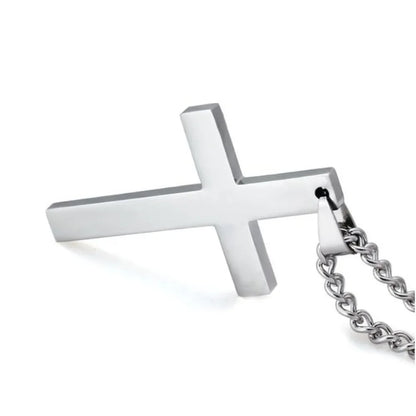 Halsband med ett hängsmycke som ett stilrent kors