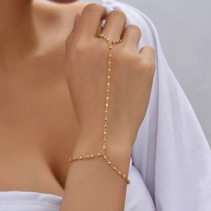 Armband och ring sammanlänkade med en kedja (10 modeller)