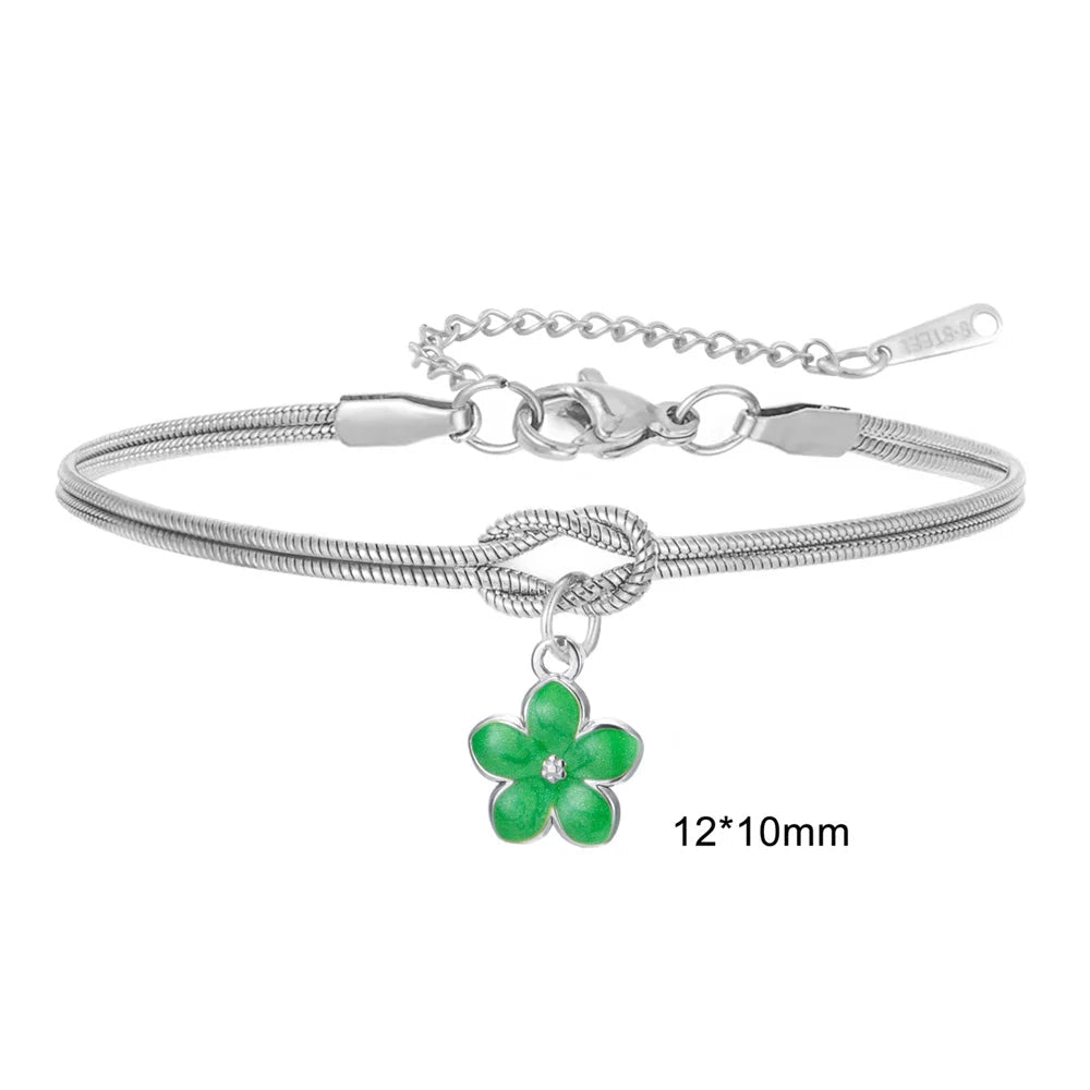 Armband med knut och söt blomma